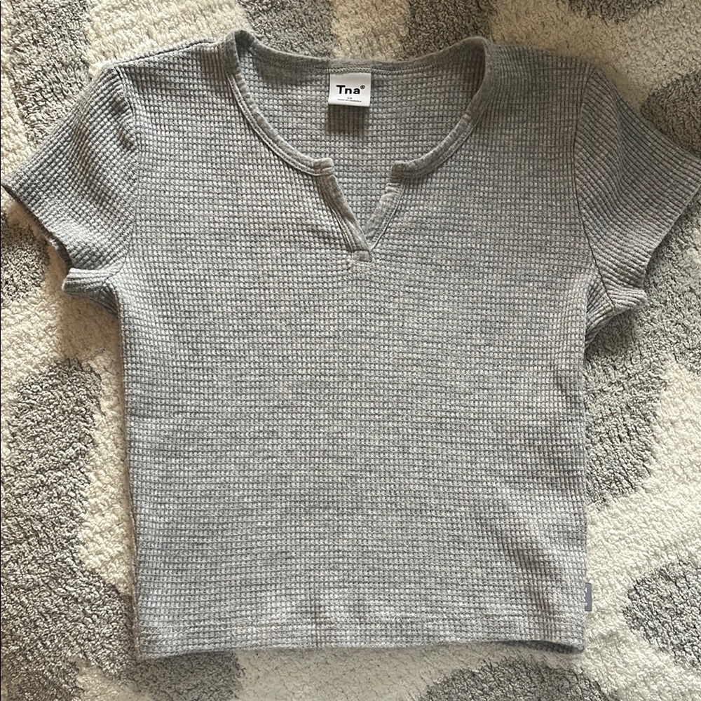 TNA Gray Short Sleeve Tee Fitted Casual